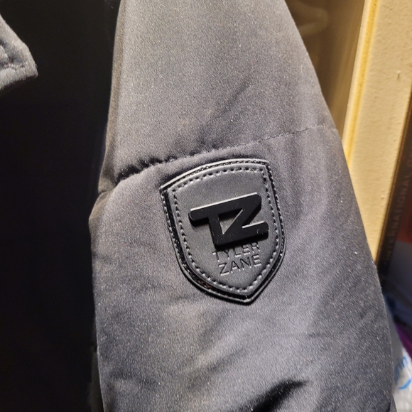 Jacket - Picture 14 of 16